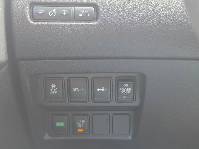 Used 2015 Nissan Rogue SL w/ SL Premium Package FWD image 28