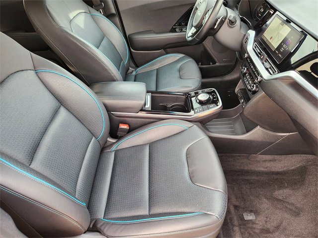 Used 2022 Kia Niro EX Premium image 14