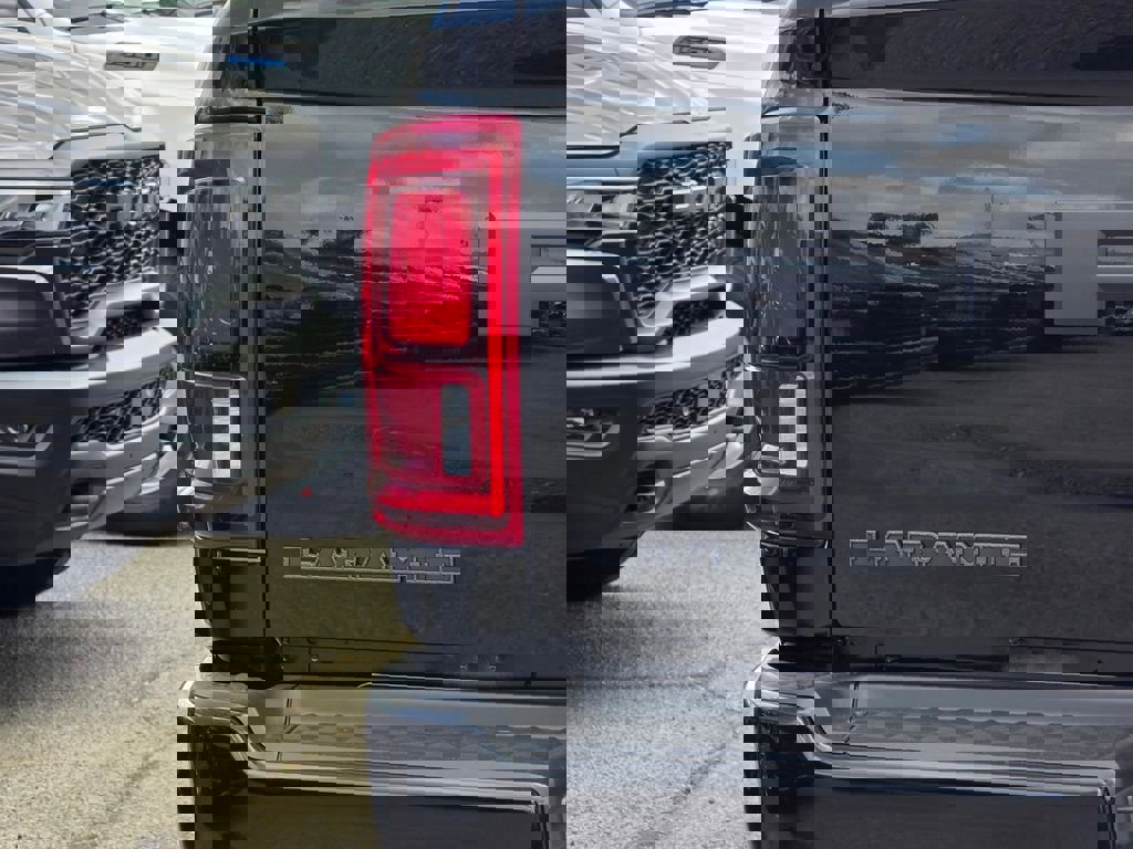 New 2026 RAM 2500 Laramie AWD/4WD image 6