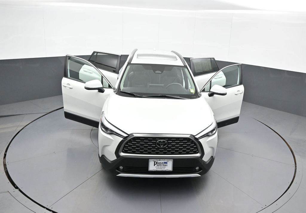 Certified 2023 Toyota Corolla Cross XLE w/ Convenience Package AWD/4WD image 46