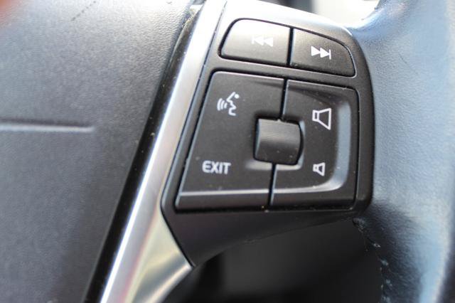 Used 2017 Volvo S60 T5 Dynamic FWD image 14
