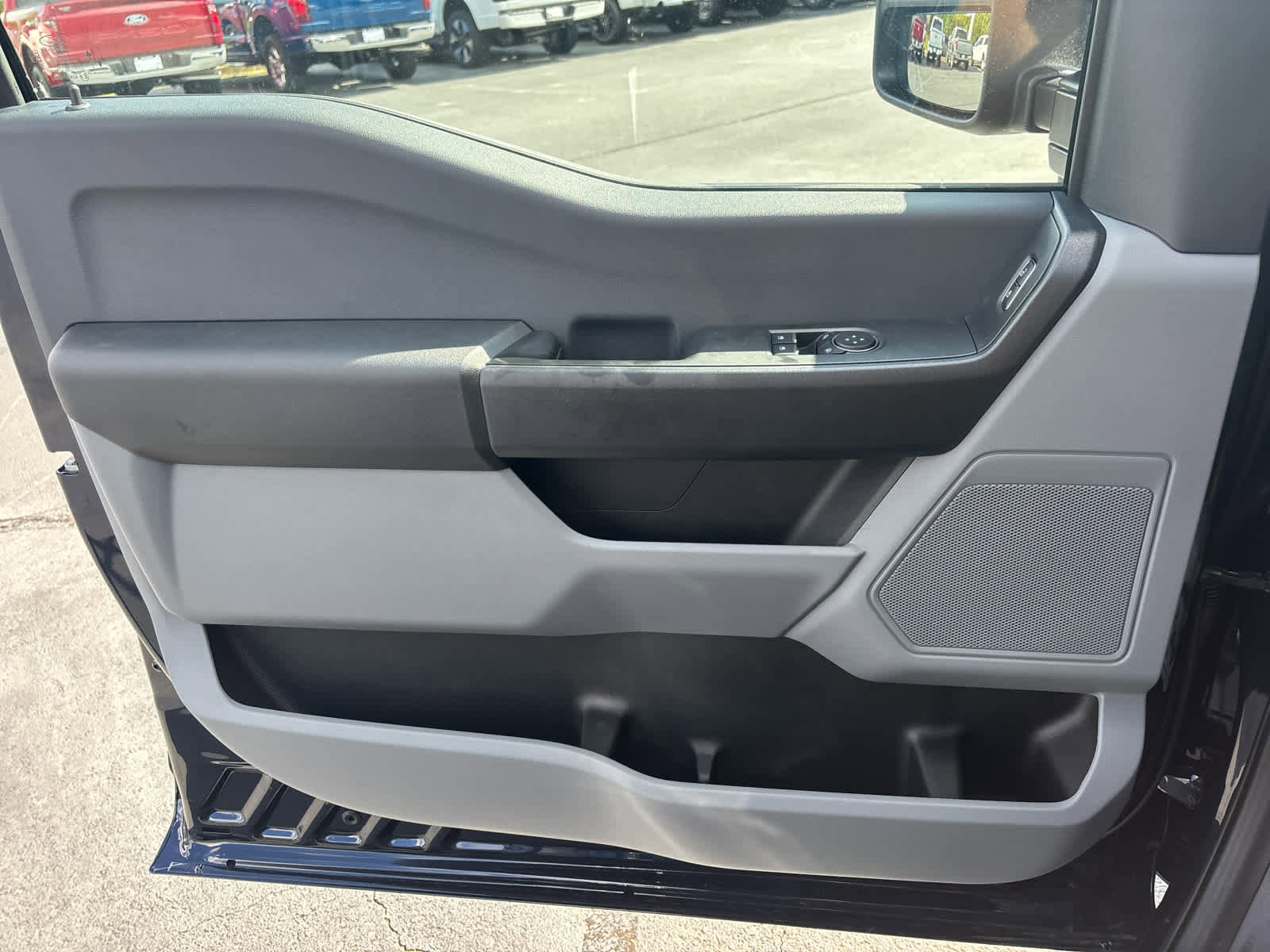 New 2025 Ford F350 XL w/ 360-Degree Camera Package image 18