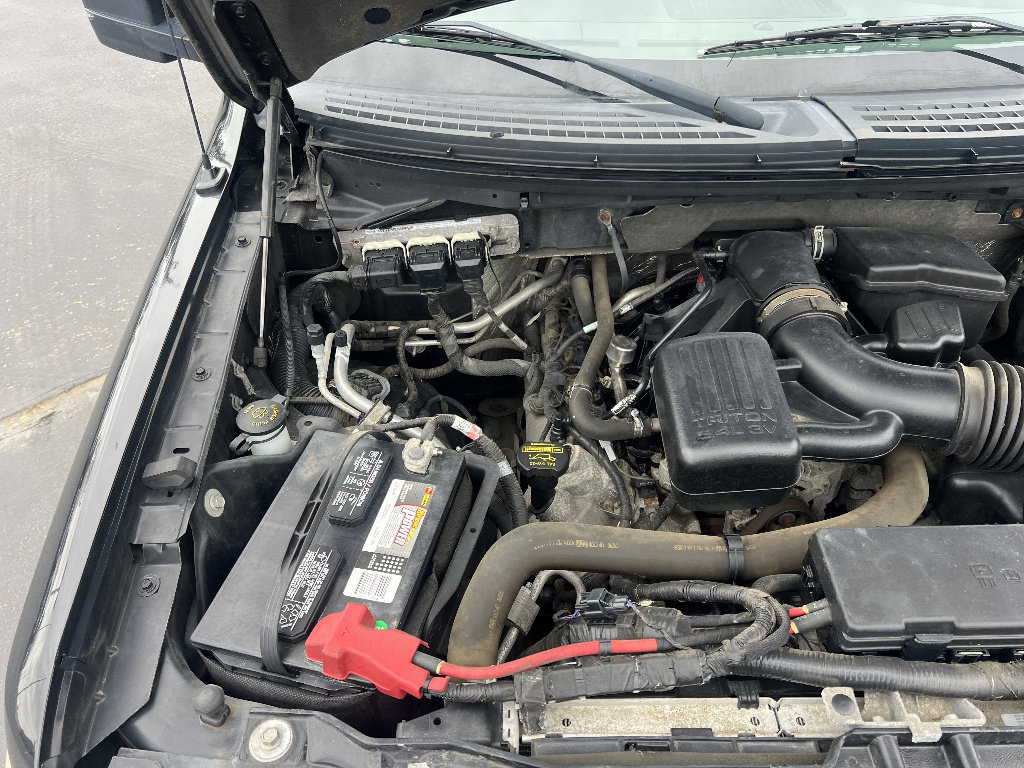 Used 2010 Ford F150 Lariat image 36
