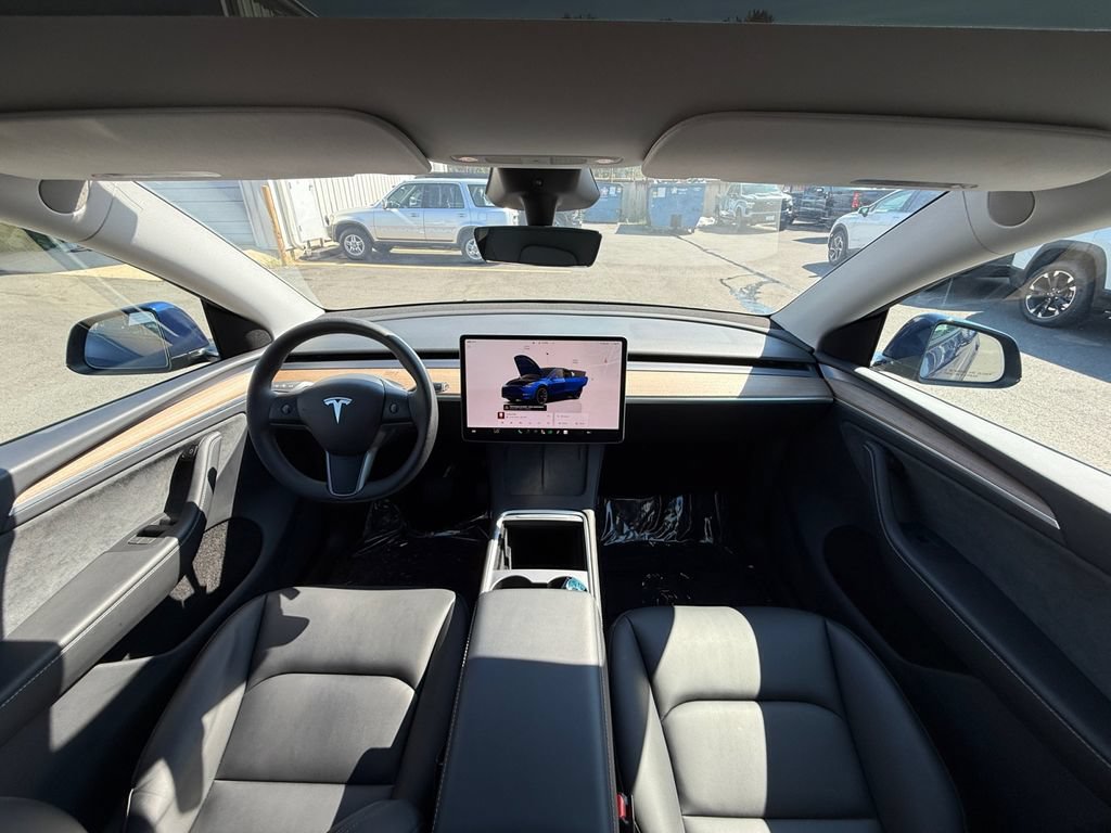 Used 2024 Tesla Model Y Long Range AWD/4WD image 20