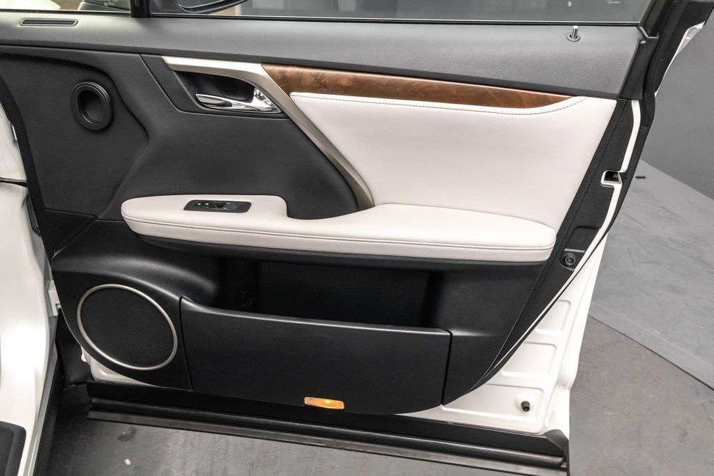 Used 2021 Lexus RX 350L 350L w/ Premium Package image 37