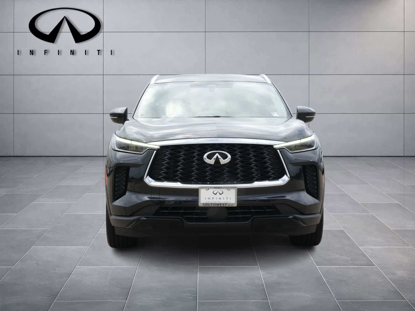 Certified 2023 INFINITI QX60 Luxe w/ Cargo Package image 2