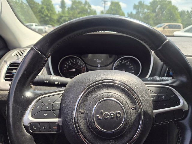 Used 2021 Jeep Compass Latitude AWD/4WD image 13