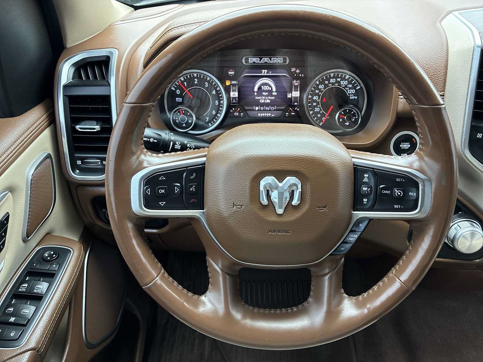 Used 2020 RAM 1500 Laramie AWD/4WD image 11