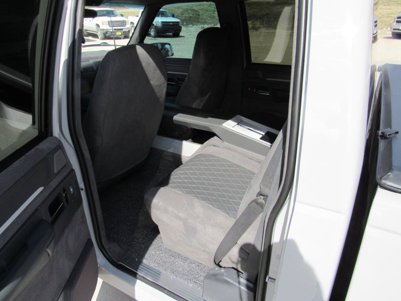 Used 1993 Chevrolet Silverado 3500 2WD Crew Cab image 72