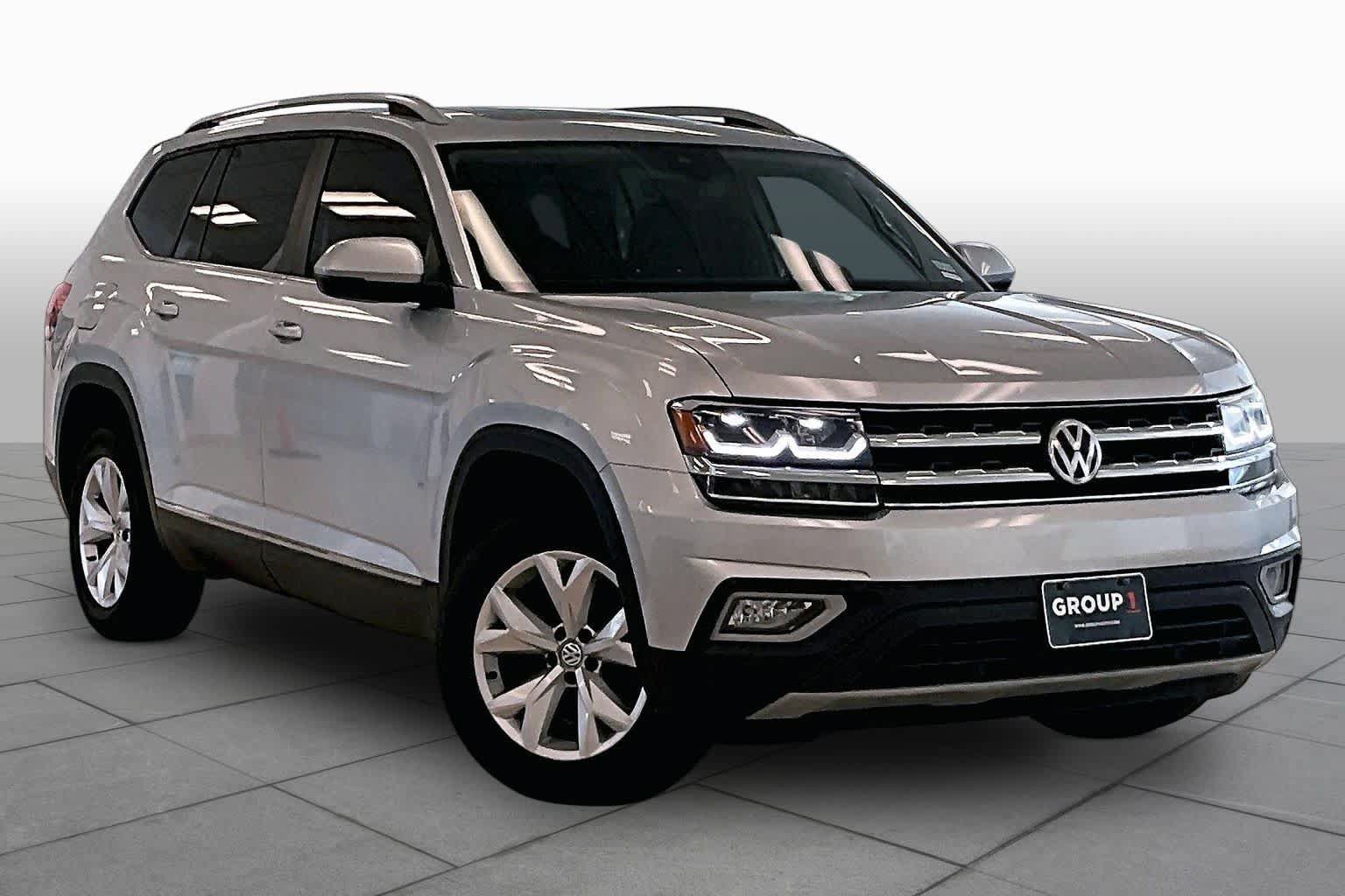 Used 2018 Volkswagen Atlas SEL FWD image 2