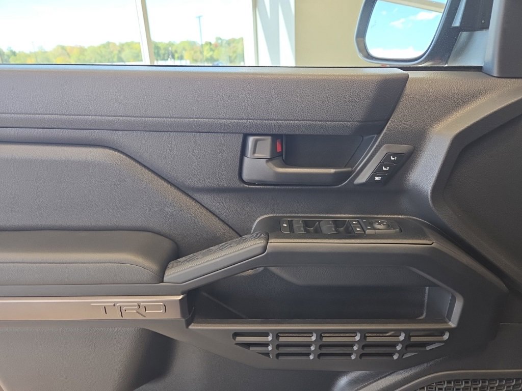 New 2025 Toyota 4Runner TRD Off-Road Premium image 11
