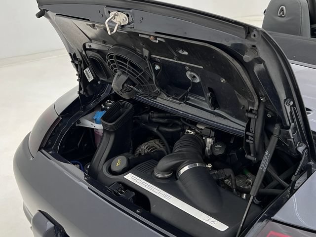 Used 2006 Porsche 911 Carrera 4 AWD/4WD image 28