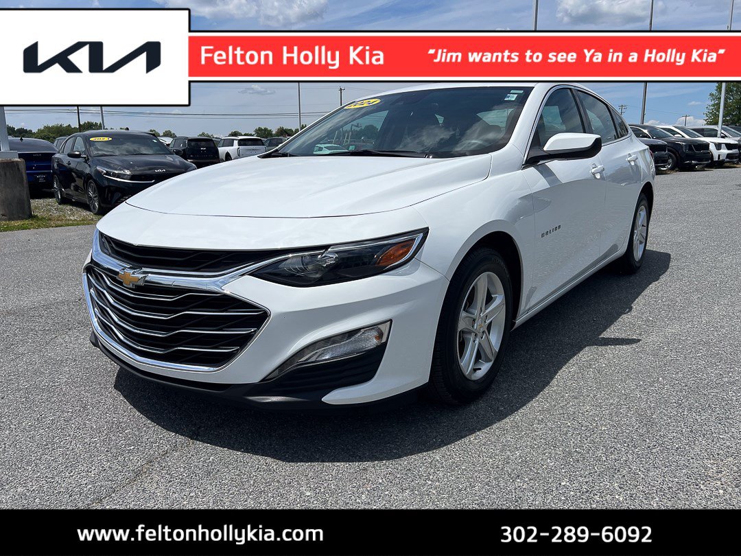 Used 2024 Chevrolet Malibu LT FWD image 1
