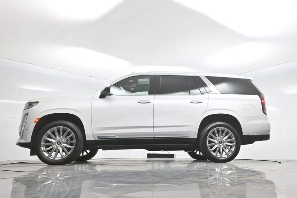 Used 2022 Cadillac Escalade Premium Luxury AWD/4WD image 72