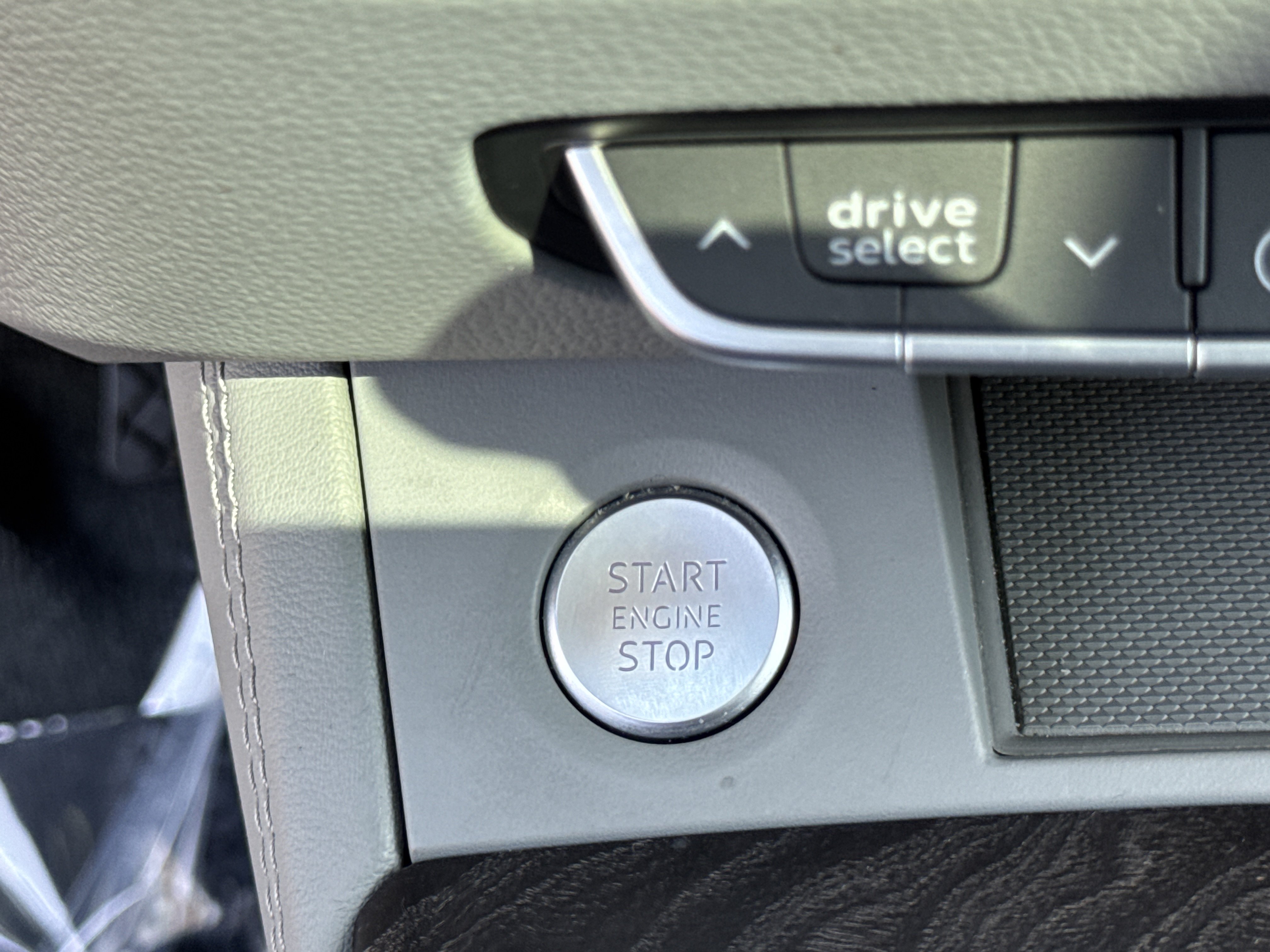 Used 2019 Audi Q5 Prestige w/ Prestige Package AWD/4WD image 32