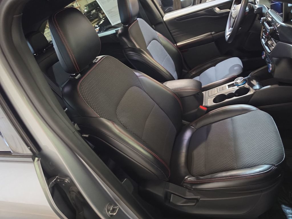 Used 2024 Ford Escape ST-Line FWD image 24