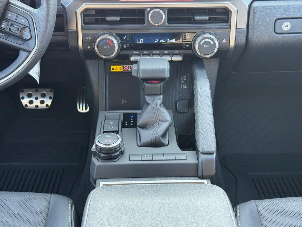 New 2026 Toyota 4Runner 4WD image 10