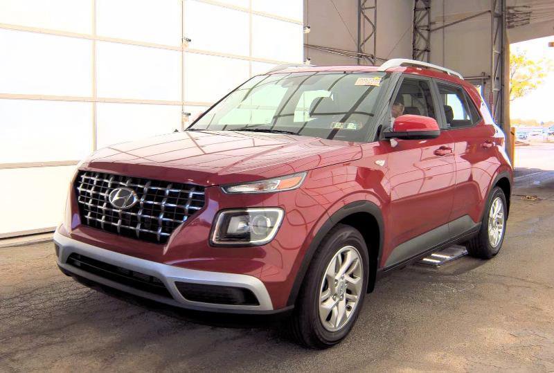 Used 2020 Hyundai Venue SEL FWD image 6