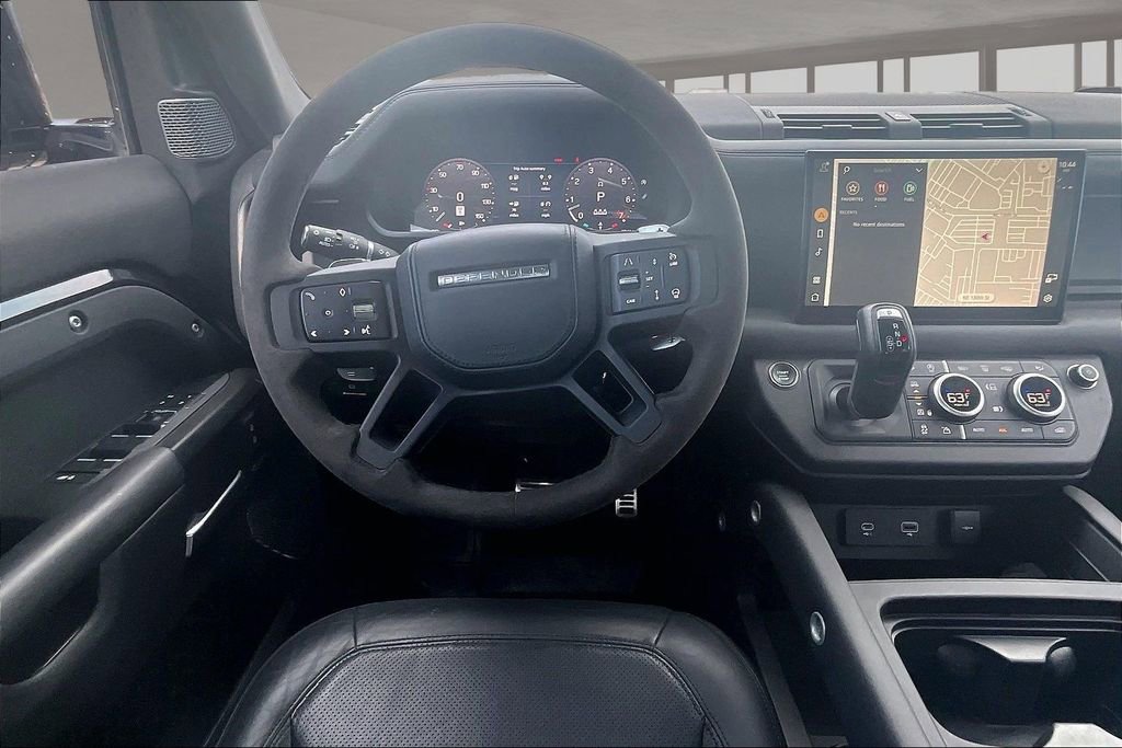 Used 2023 Land Rover Defender 110 V8 image 5