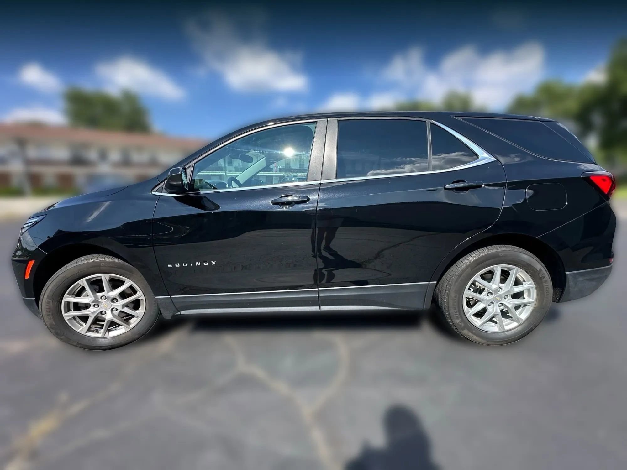 Used 2022 Chevrolet Equinox LT image 4