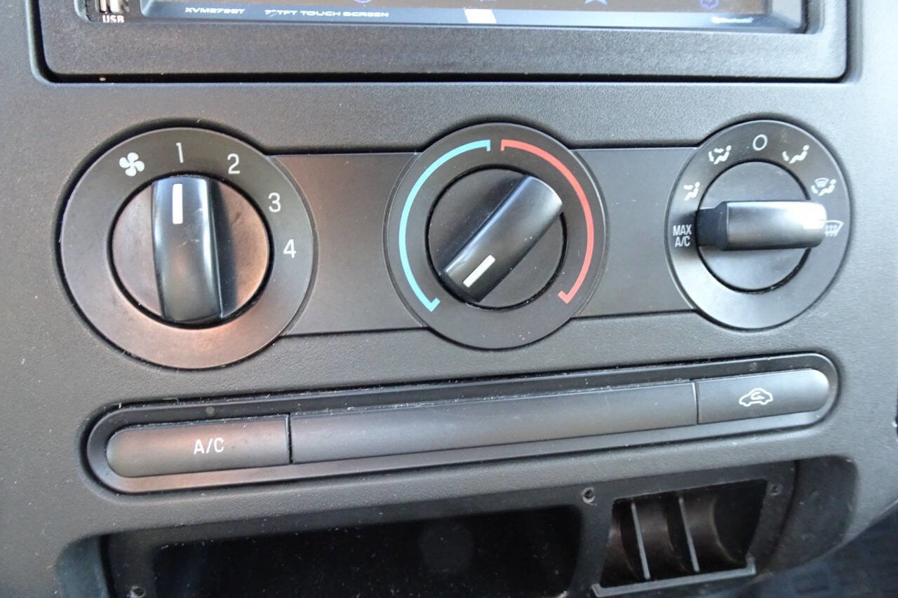 Used 2009 Ford F350 XL image 20