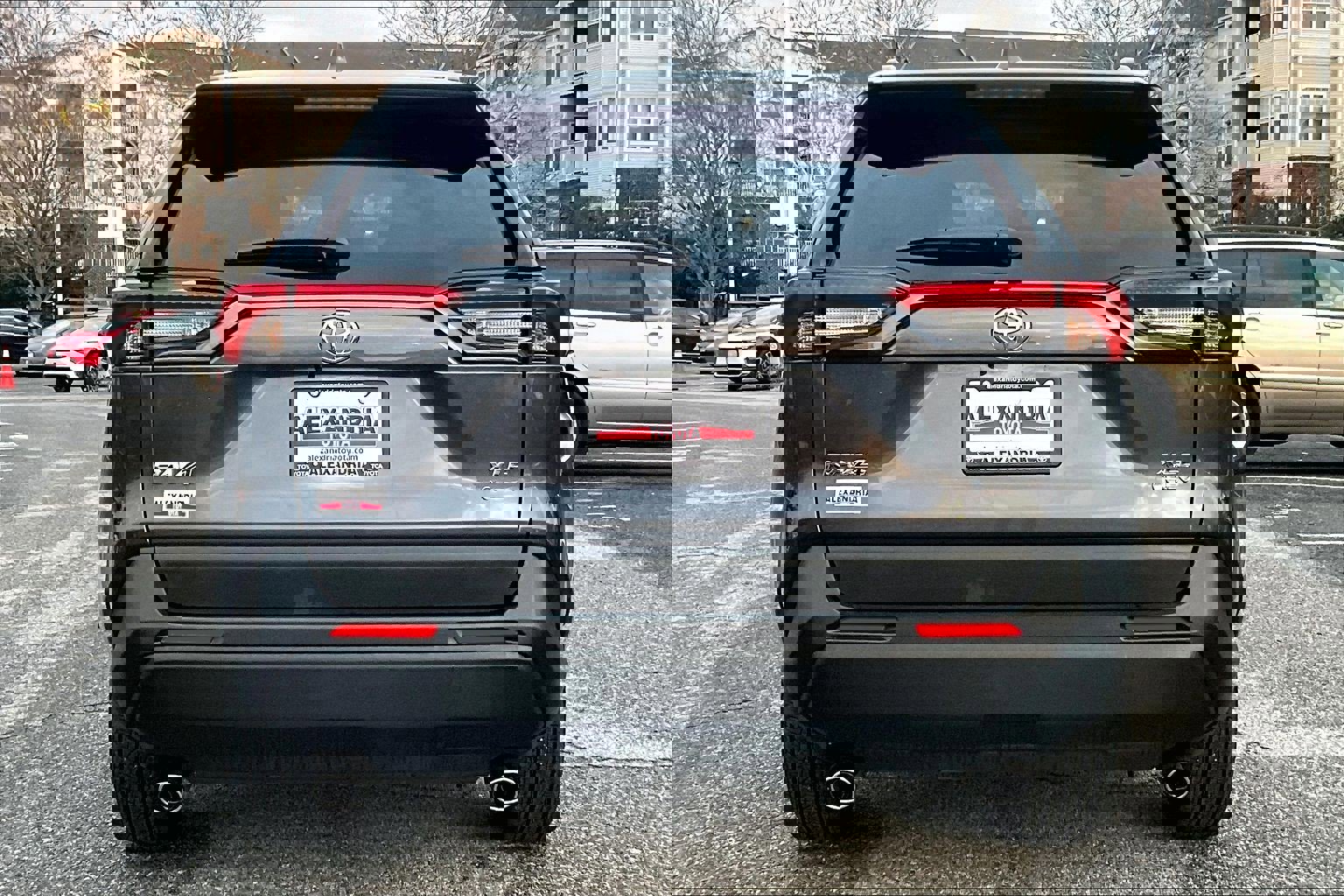 Used 2025 Toyota RAV4 XLE image 4