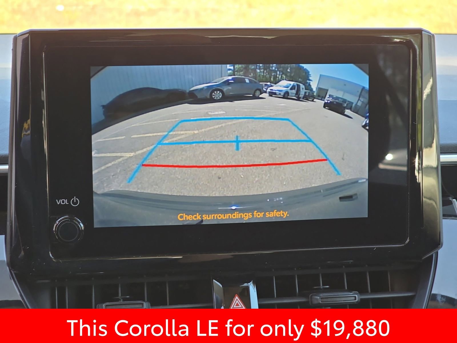 Used 2024 Toyota Corolla LE FWD image 28