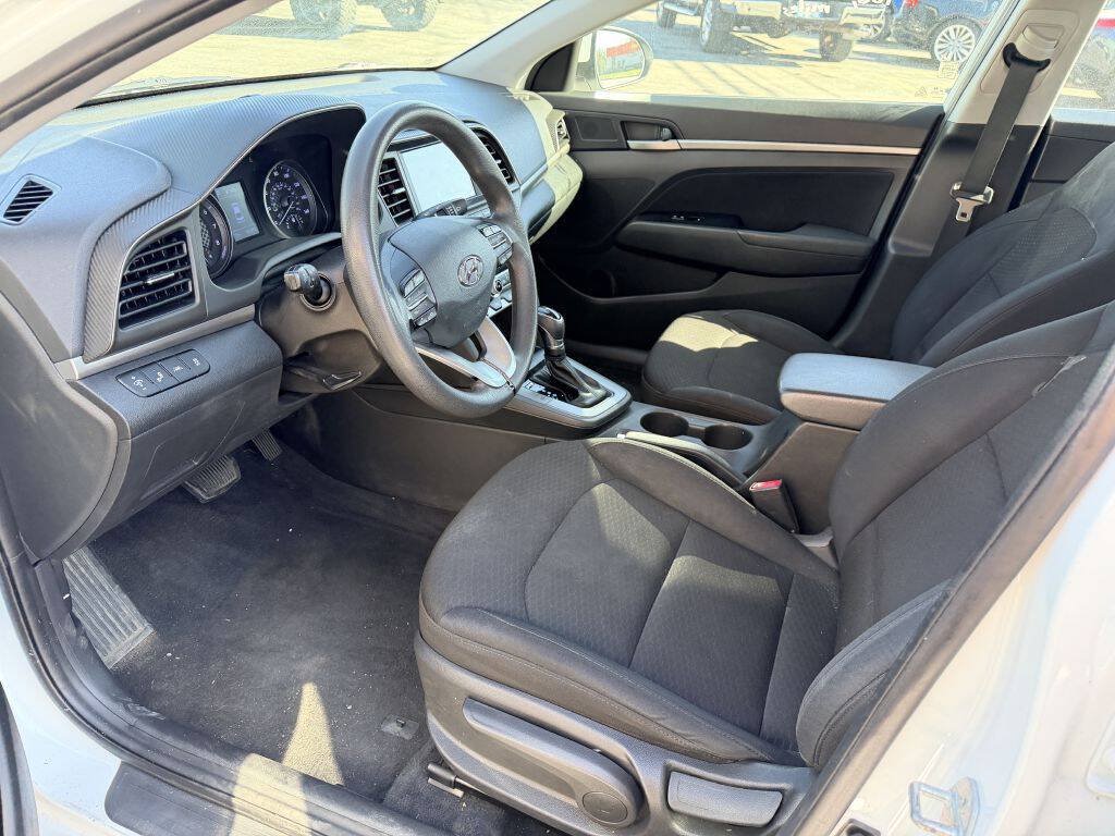 Used 2020 Hyundai Elantra SEL w/ Cargo Package (C1) FWD image 8