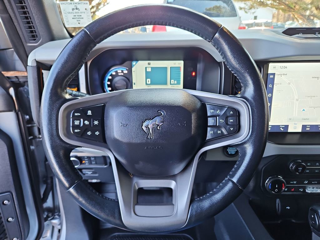 Used 2022 Ford Bronco Badlands image 10