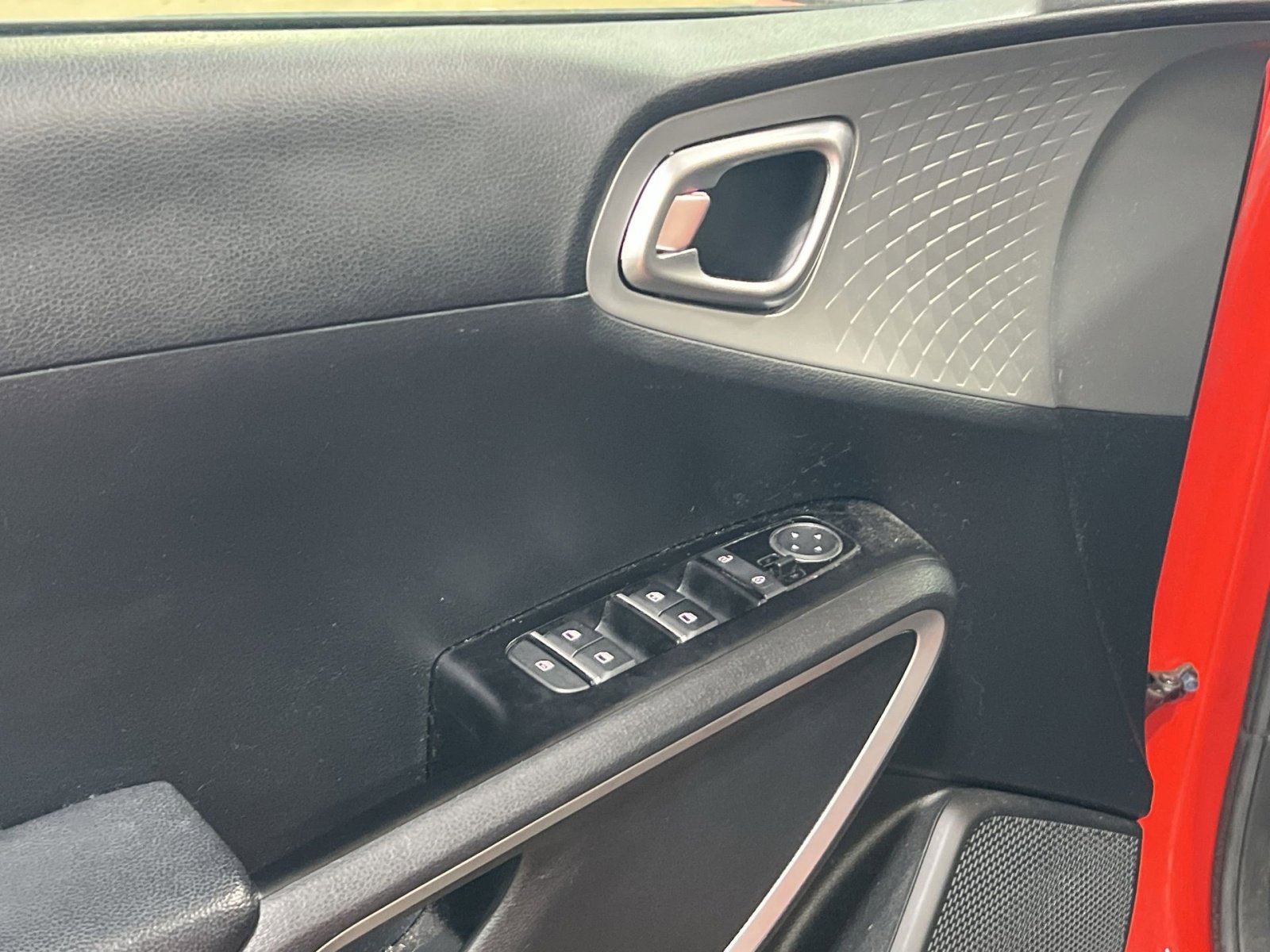 Used 2021 Kia Soul LX image 15