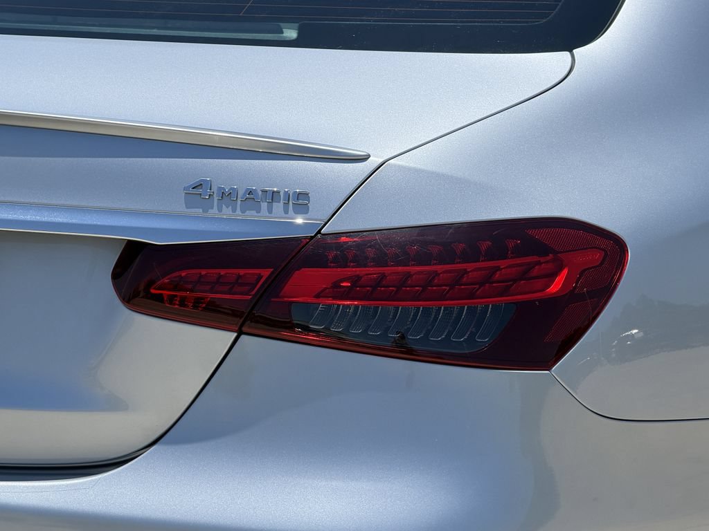 Used 2021 Mercedes-Benz E 350 4MATIC Sedan image 10