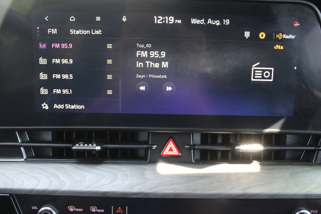 Certified 2025 Kia Sportage X-Line w/ Premium Package AWD/4WD image 45
