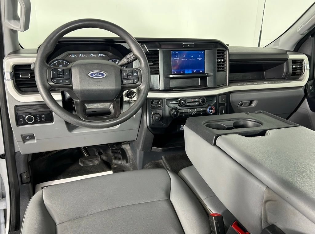 Used 2025 Ford F350 XL AWD/4WD image 17