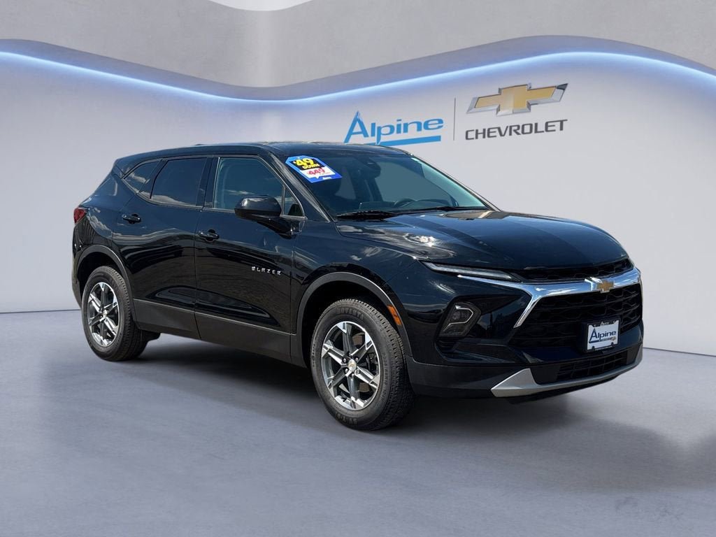 Used 2025 Chevrolet Blazer LT AWD/4WD image 7
