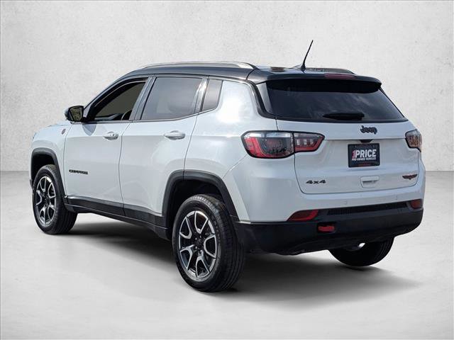Used 2024 Jeep Compass Trailhawk image 8