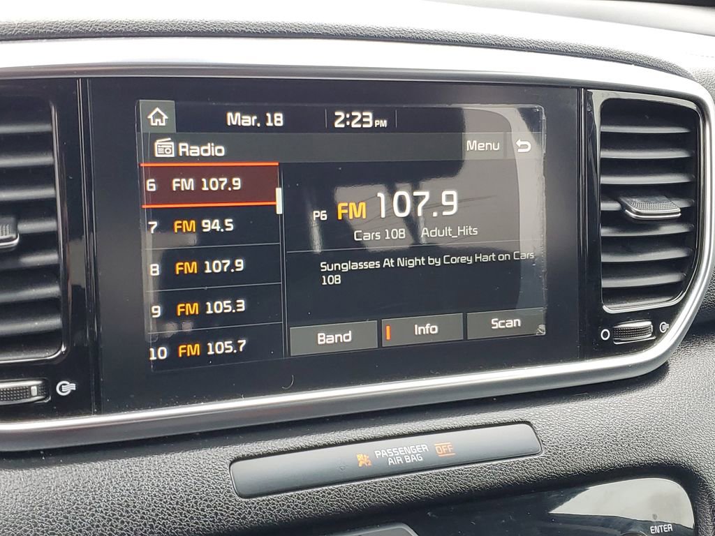 Used 2020 Kia Sportage EX image 19