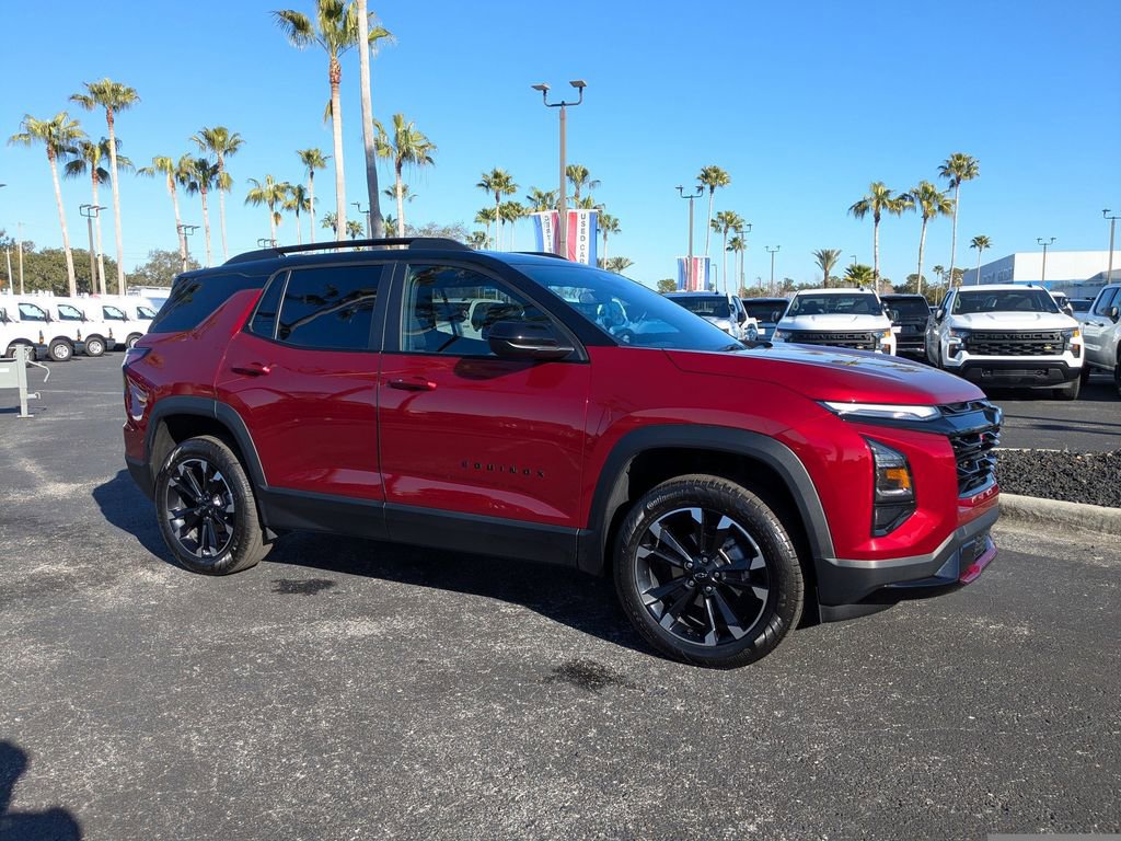 Used 2025 Chevrolet Equinox RS w/ Convenience Package III image 2