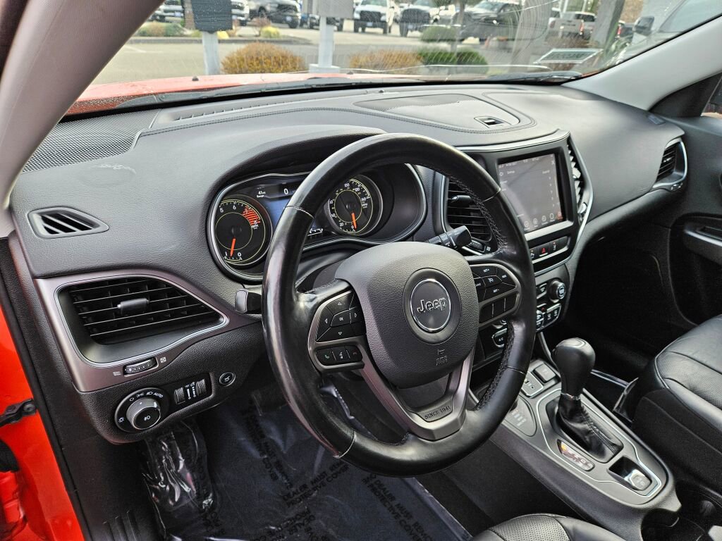 Used 2021 Jeep Cherokee Latitude Lux w/ Comfort/Convenience Group image 20