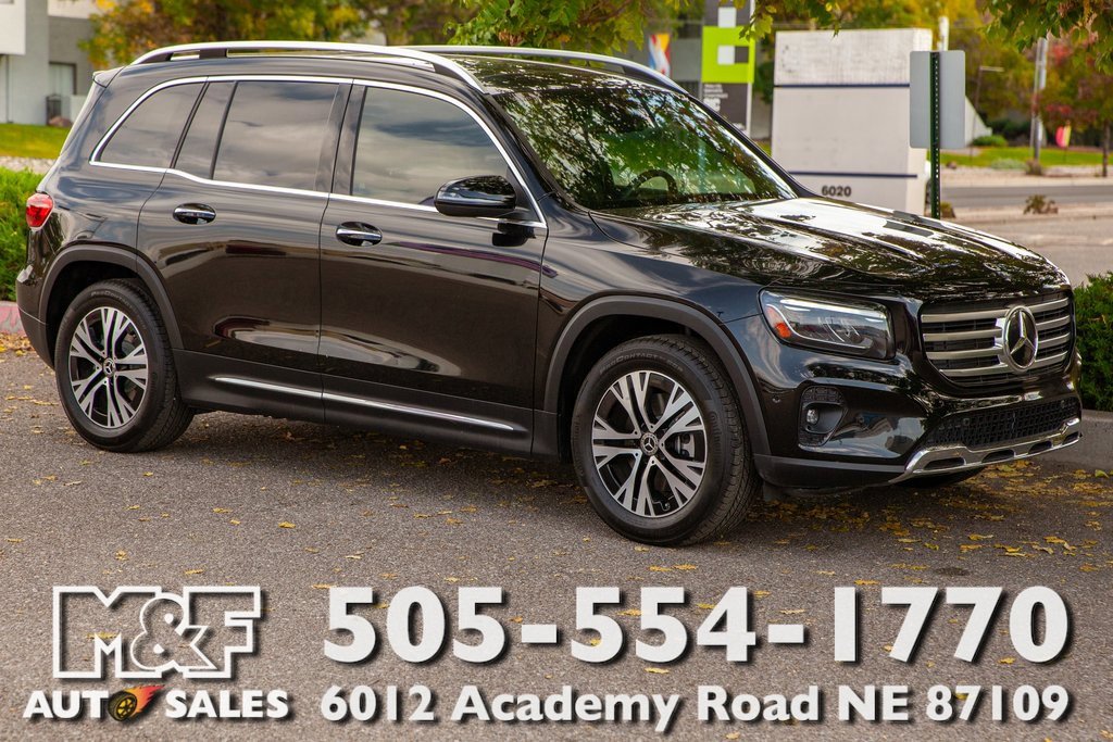 Used 2024 Mercedes-Benz GLB 250 image 1