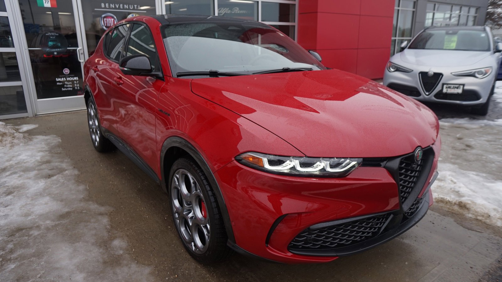 New 2024 Alfa Romeo Tonale Veloce image 5