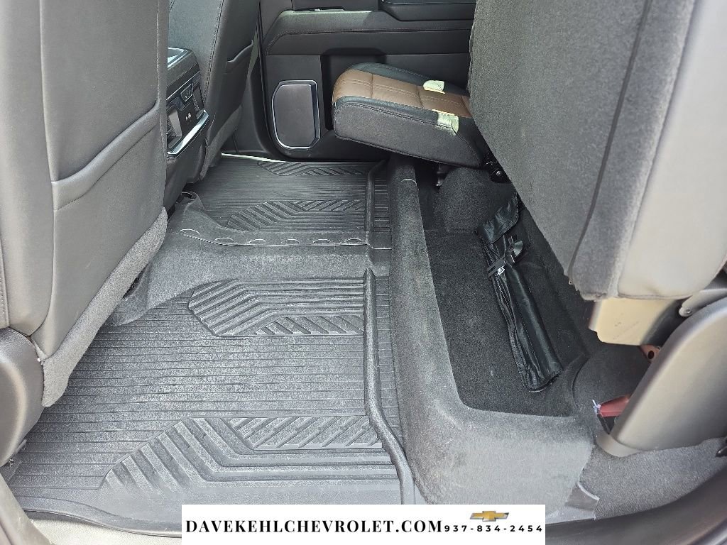 Used 2024 Chevrolet Silverado 3500 High Country w/ High Country Premium Package AWD/4WD image 38