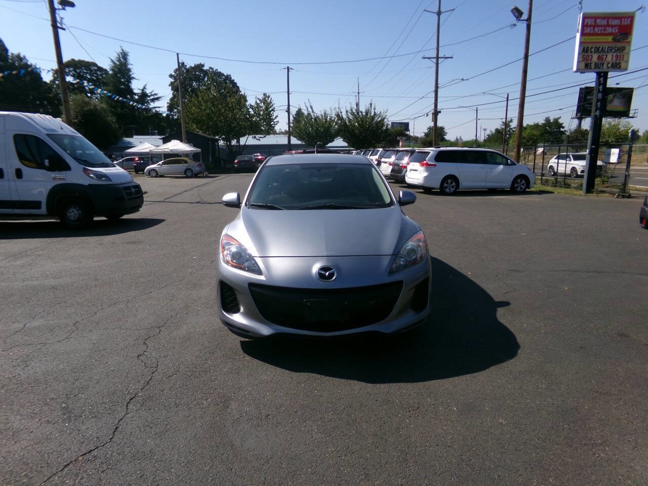 Used 2013 MAZDA MAZDA3 i Touring image 3