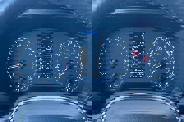 Certified 2023 Toyota Corolla Cross LE w/ Moonroof Package image 30