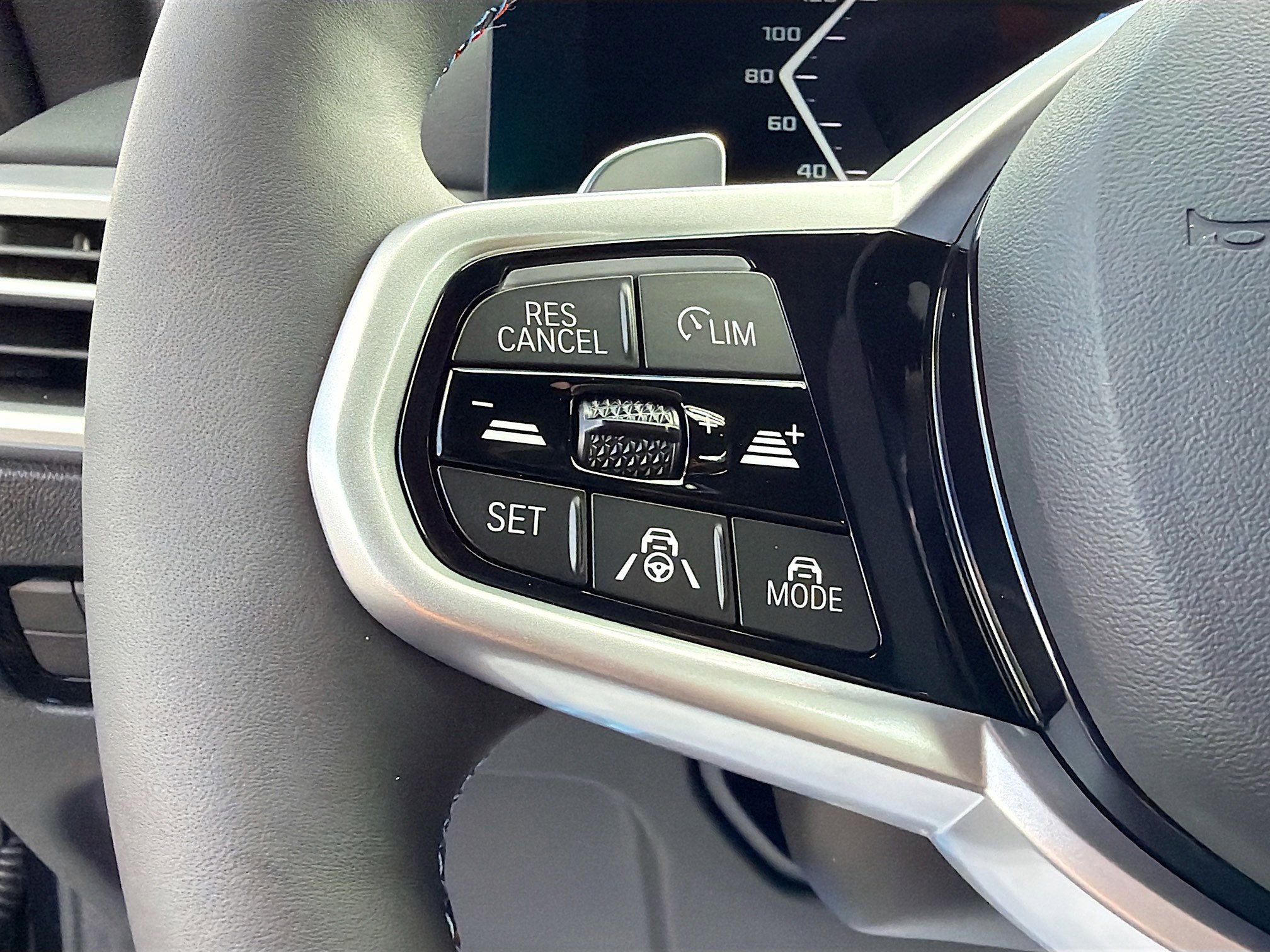 New 2026 BMW M440i Convertible image 35