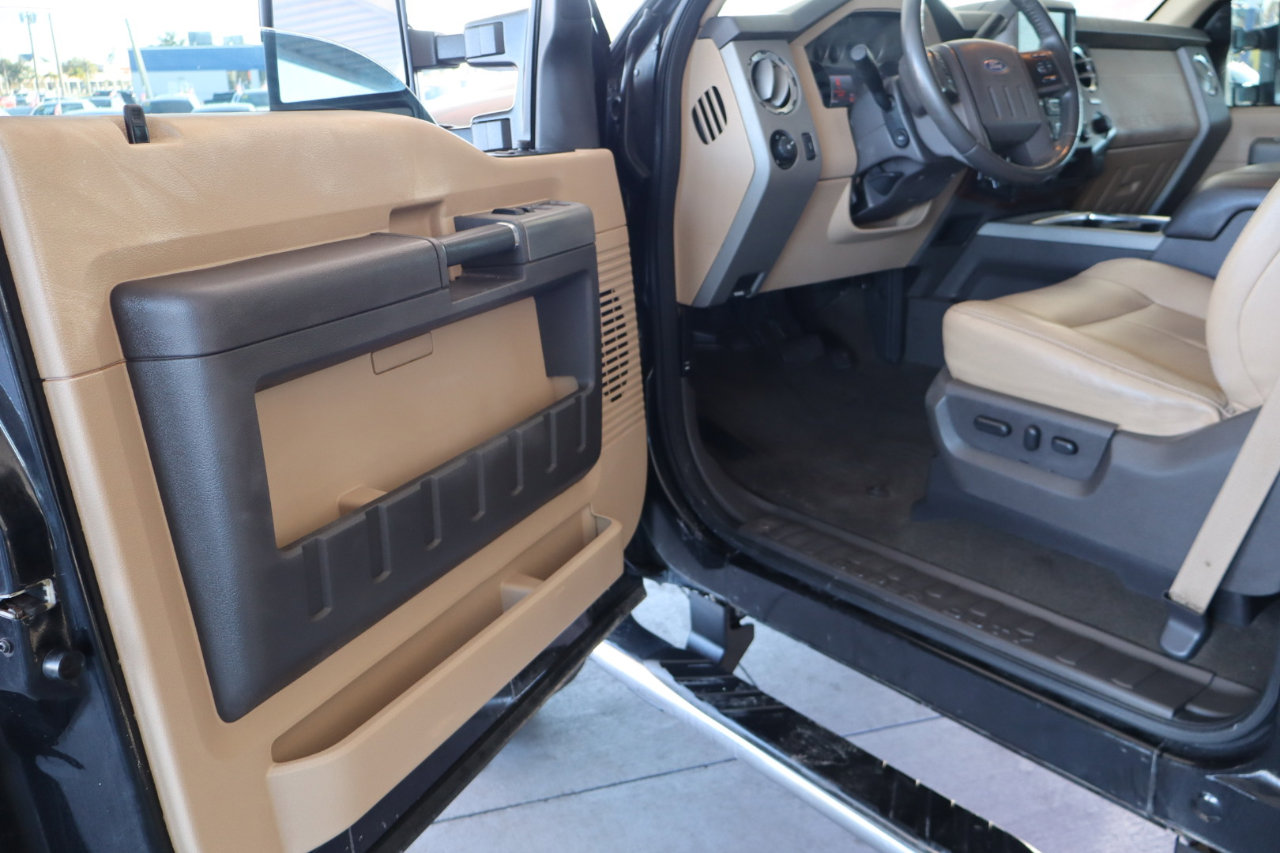 Used 2013 Ford F350 Lariat w/ FX4 Off Road Pkg image 12