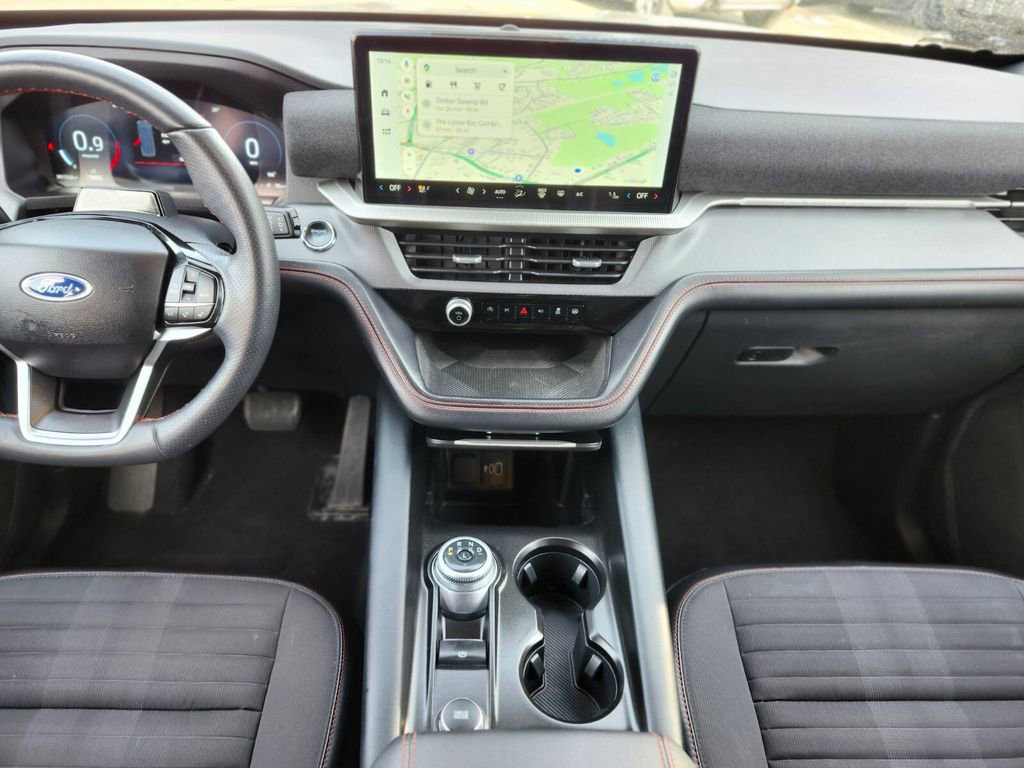 Certified 2025 Ford Explorer ST-Line image 14
