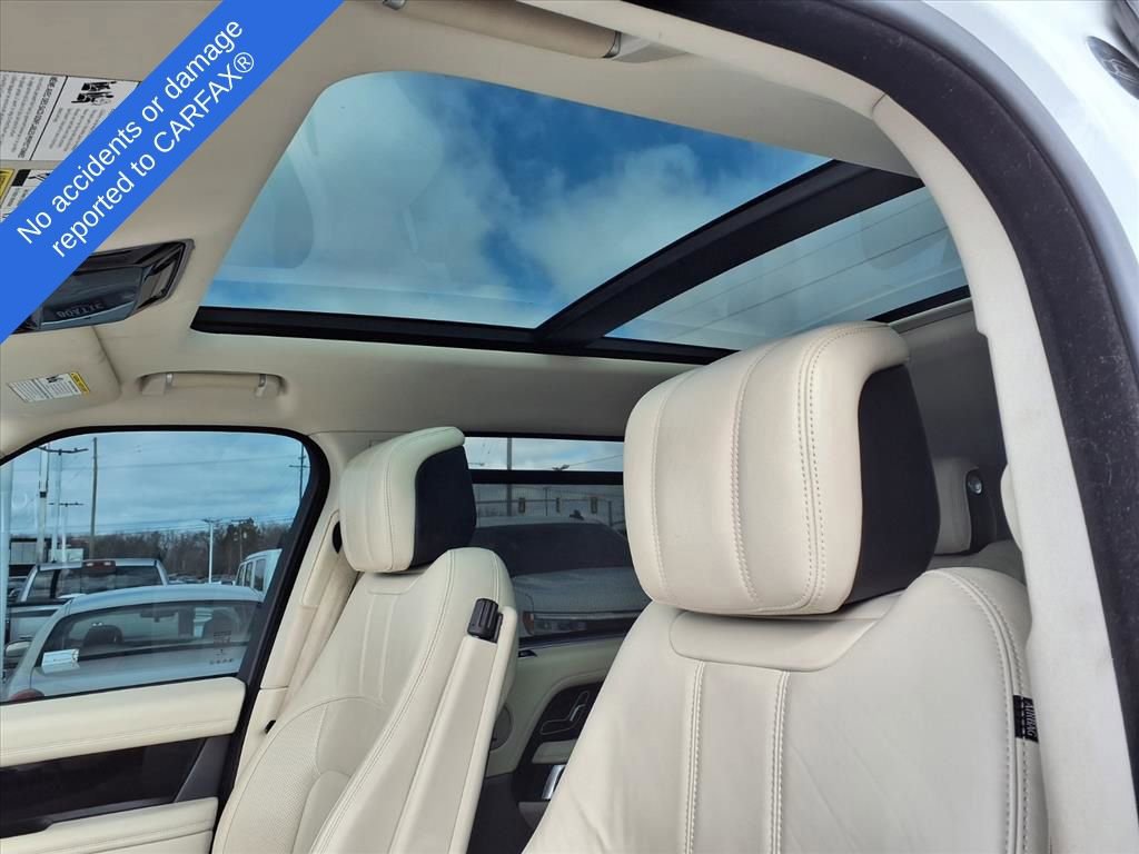 Used 2018 Land Rover Range Rover Long Wheelbase Supercharged image 19
