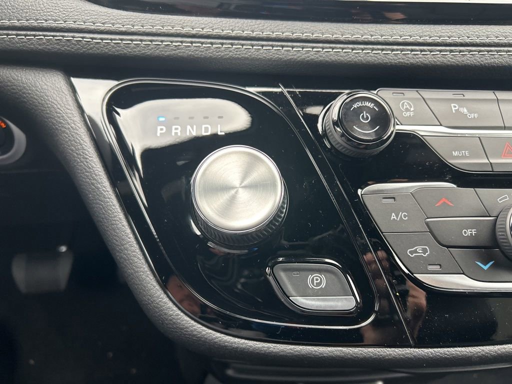New 2026 Chrysler Pacifica Select image 25