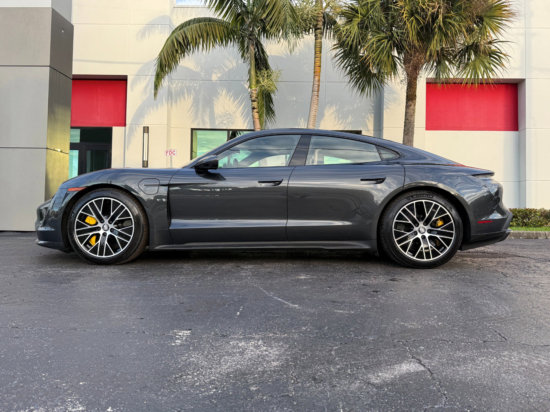 Used 2020 Porsche Taycan Turbo S image 14