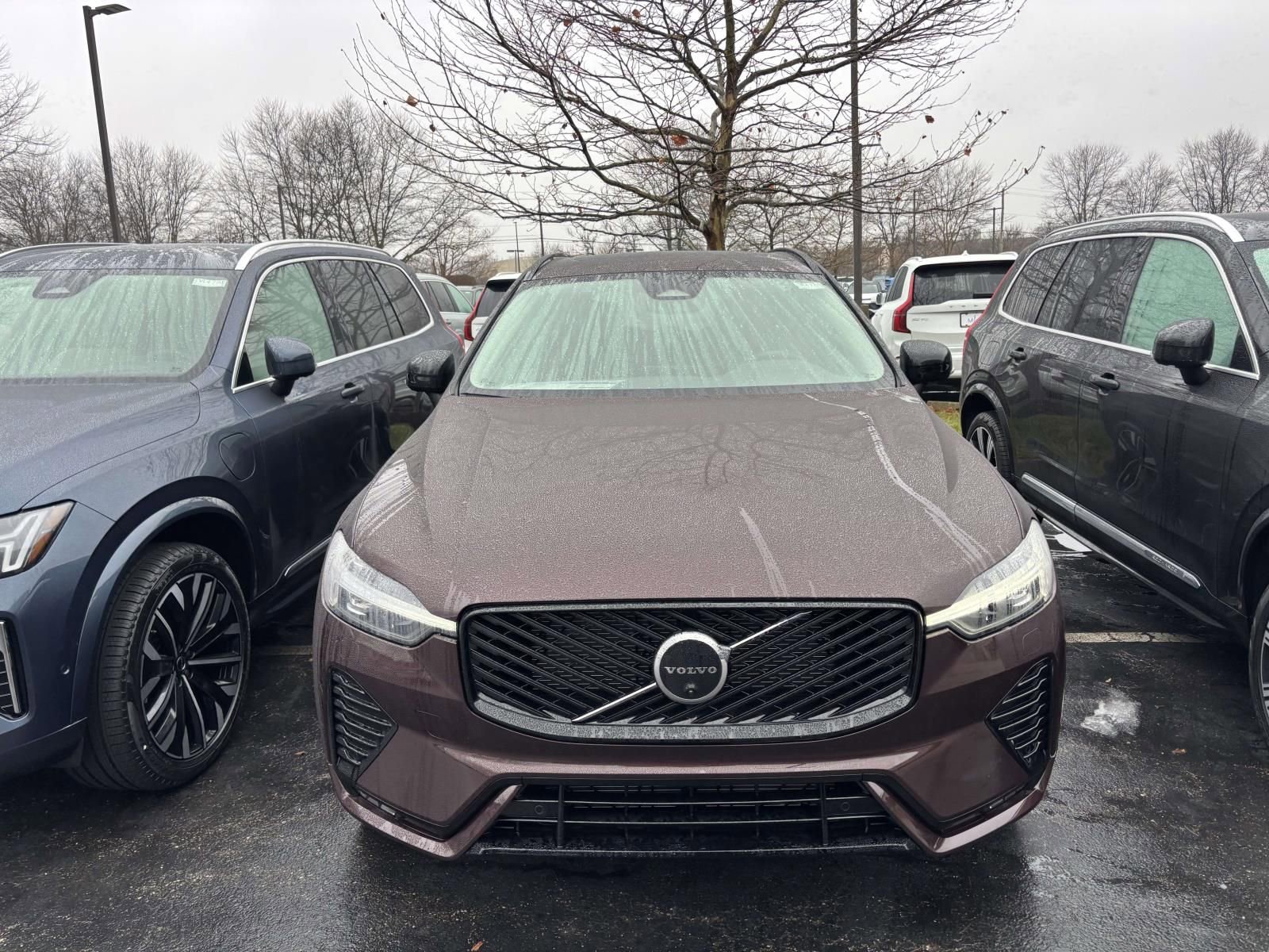 New 2026 Volvo XC60 B5 Plus w/ Protection Package Premier image 2